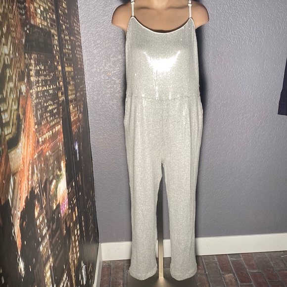 ANTHROPOLOGIE - jumpsuit: grey lined, sequins, pockets, adj. straps, zip - 14 - Picture 2 of 16
